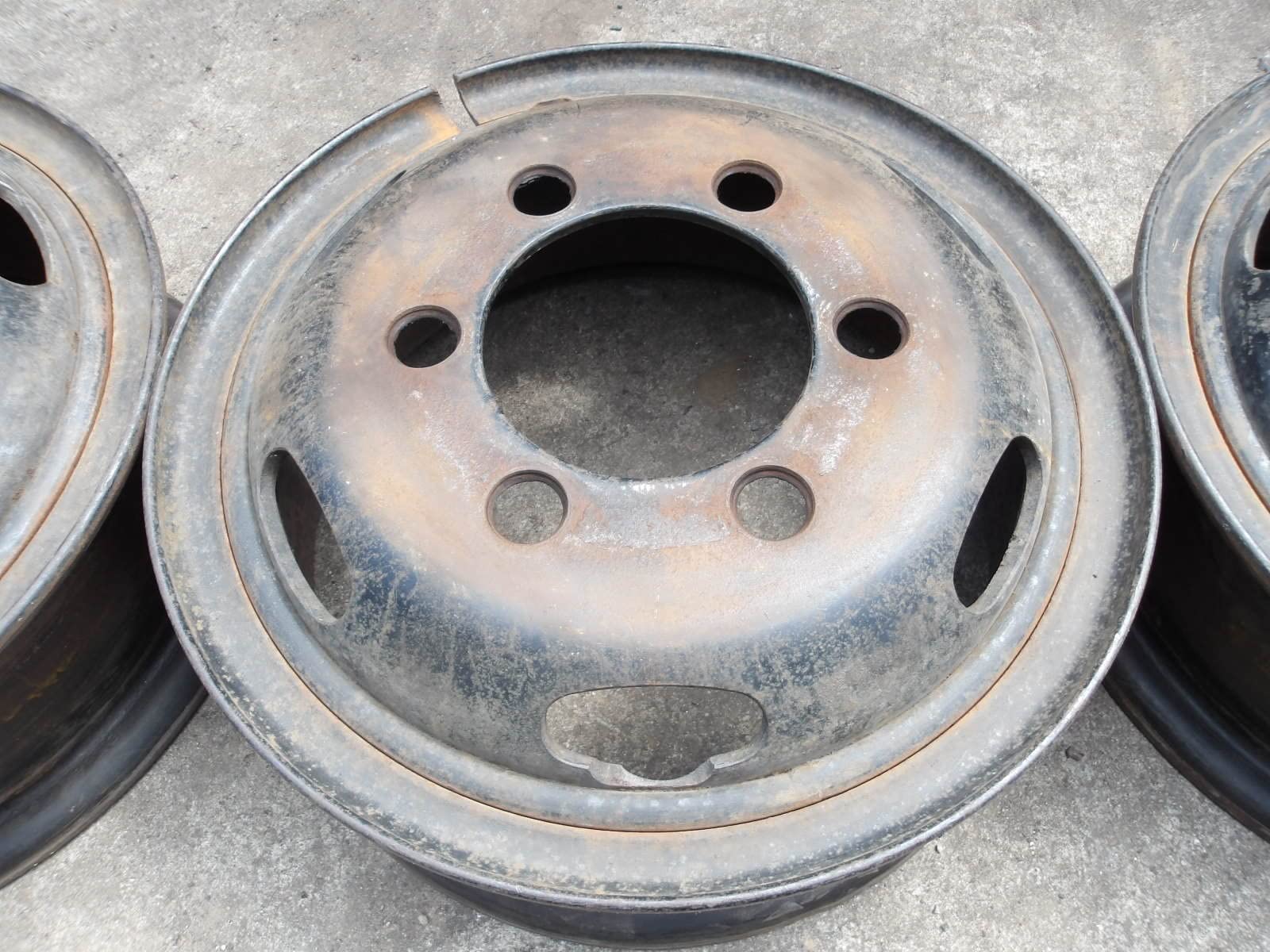 Amazon | H446 18インチ鉄ホイール 6本セット 6穴 6.00S PCD222.25